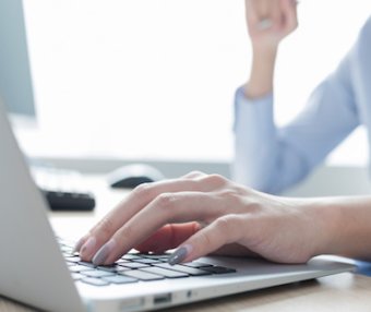 INTP的个体如何发挥其才能而无需传统学历支持